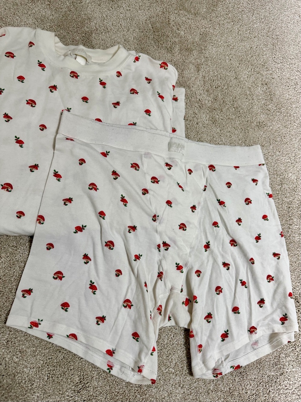 Skims mushroom print long-sleeve top & boxer short pajama set - Picture 5 of 7
